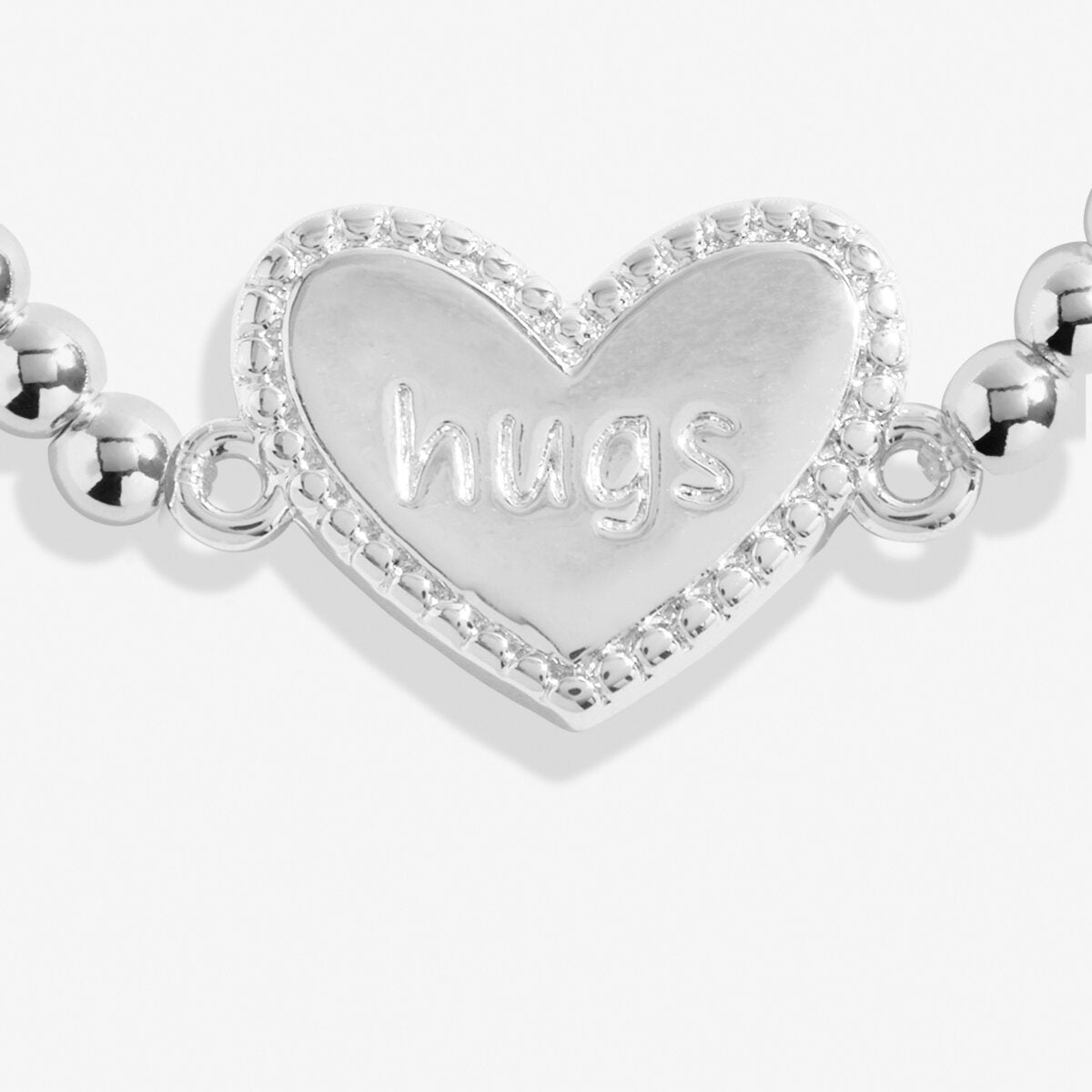 Joma beaded stretch bracelet with heart charm