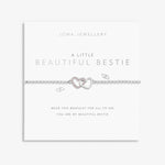 Joma beaded bracelet with interlocked heart charm