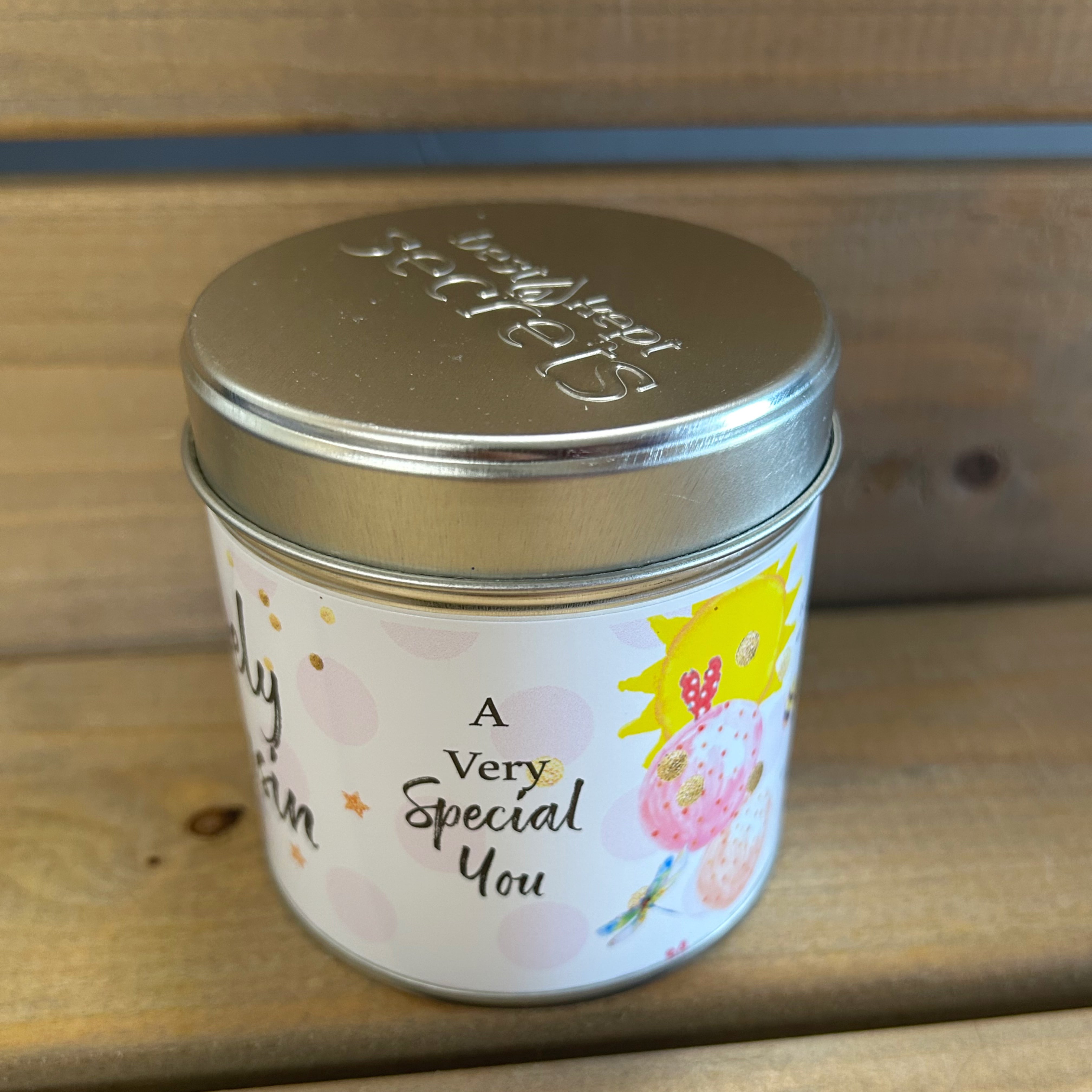 Tin cousin sentiment candle with added sparkles