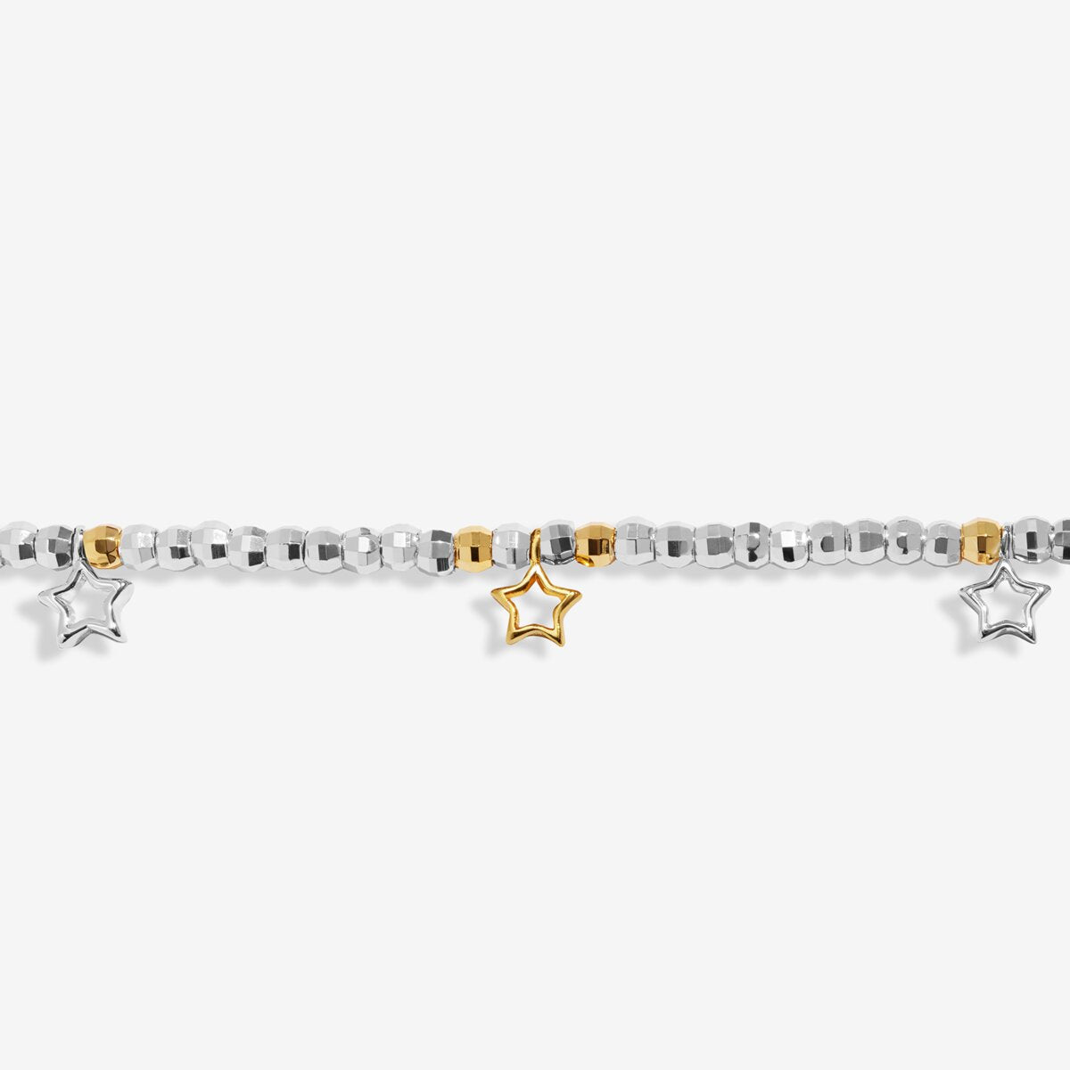 Joma beaded bracelet with trio charm design
