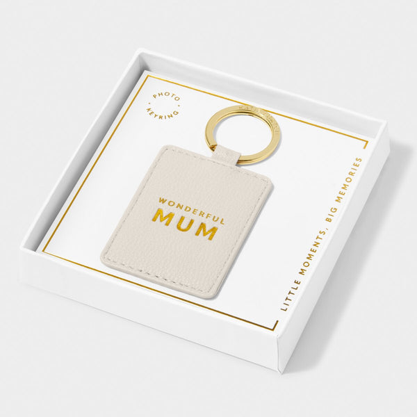 Boxed keyring for mum with gold stamped sentiment