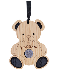 A unique keepsake baptism gift with a Scottish twist.  The sixpence is mounted onto an oak veneered wooden teddy with tartan inserts, mounted on card and packaged in clear cellophane packets.